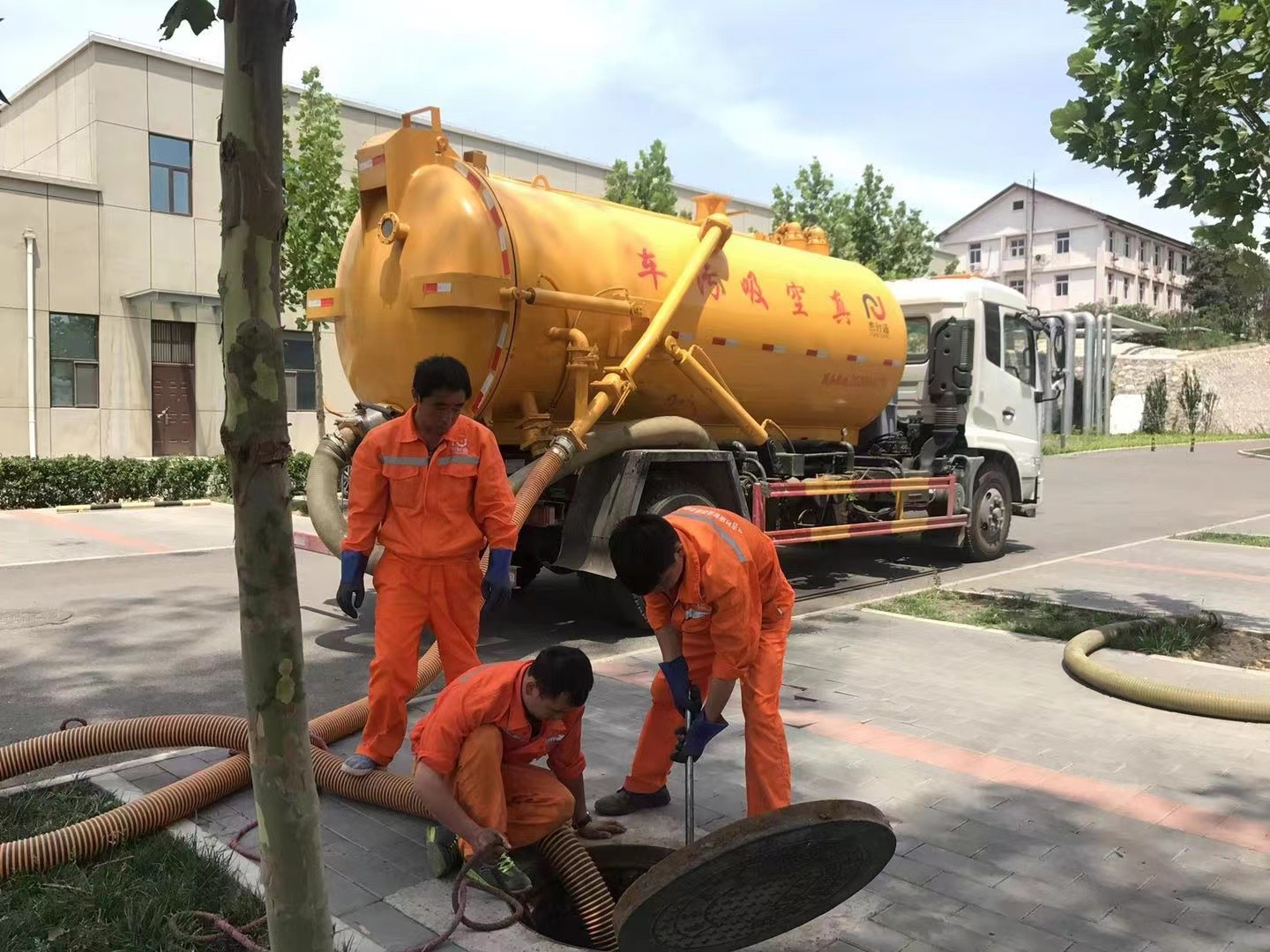 博望化粪池清理与5-8吨吸粪车施工效率分析